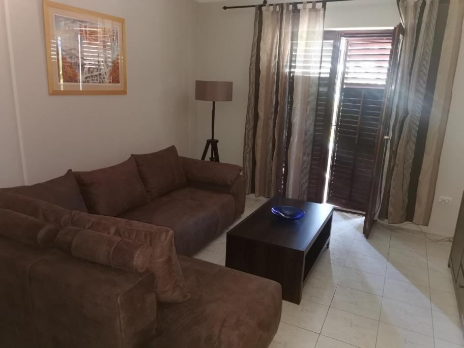 Apartmani I Sobe Goca Херцег Нови Екстериор снимка