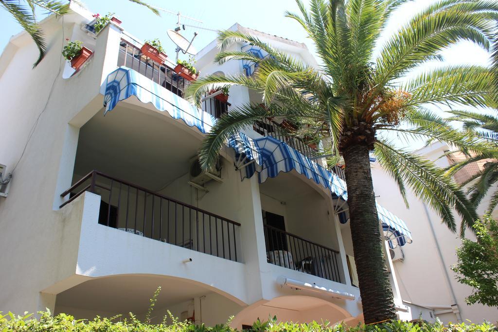 Apartmani I Sobe Goca Херцег Нови Екстериор снимка