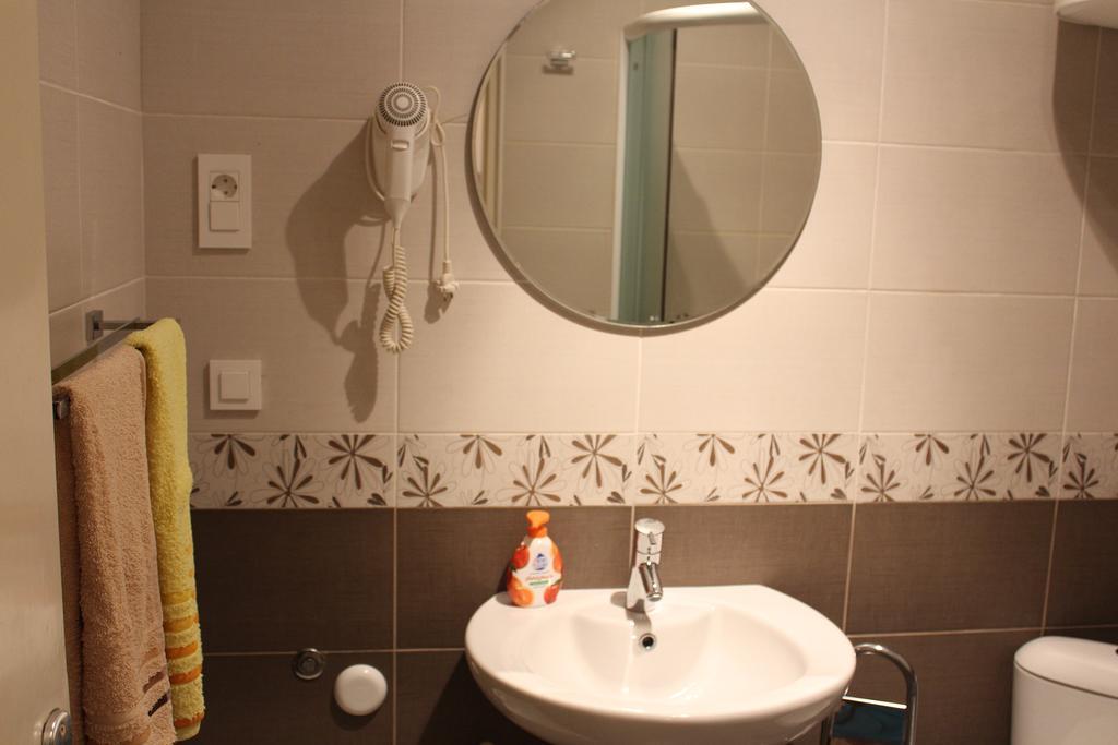 Apartmani I Sobe Goca Херцег Нови Екстериор снимка